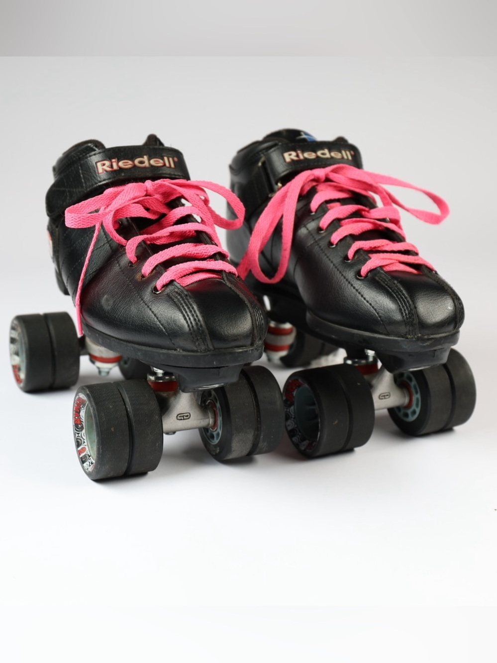Riedell R3 Cayman Skates Size 10